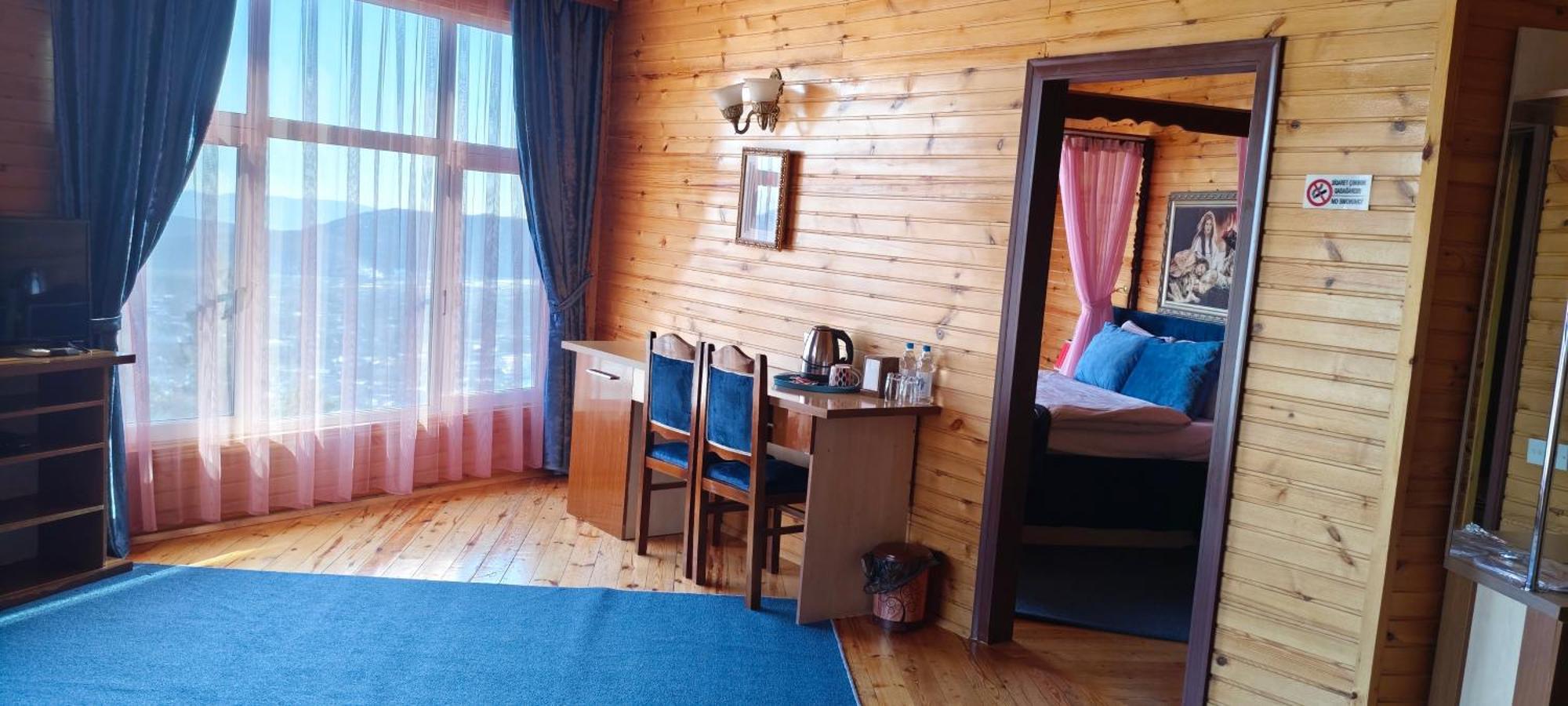 Kungut Hotel & Restaurant Şǝki エクステリア 写真